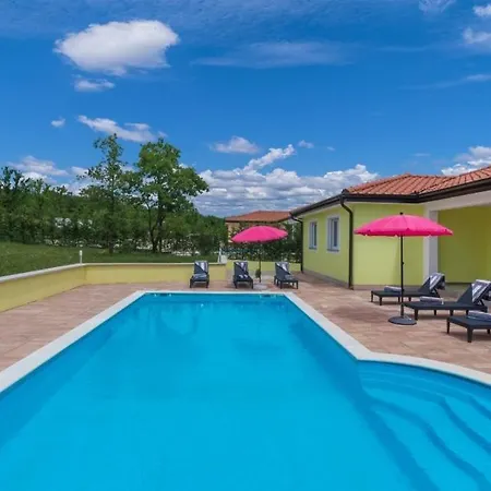 Villa Leis